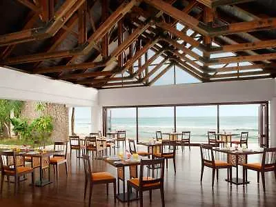 Le Meridien Barbarons Hotel Grand Anse