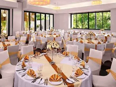 Le Meridien Barbarons Hotel Grand Anse